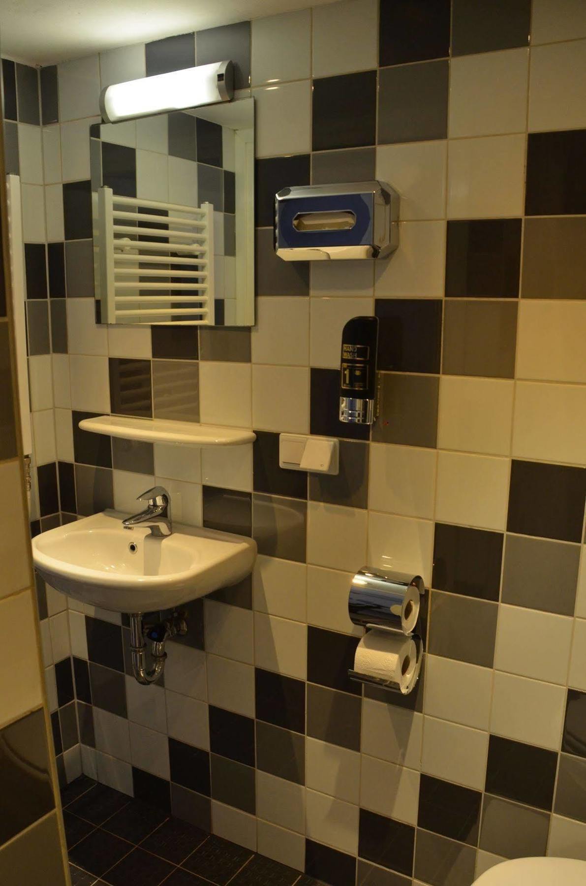 Frisco Inn Amsterdam Ngoại thất bức ảnh